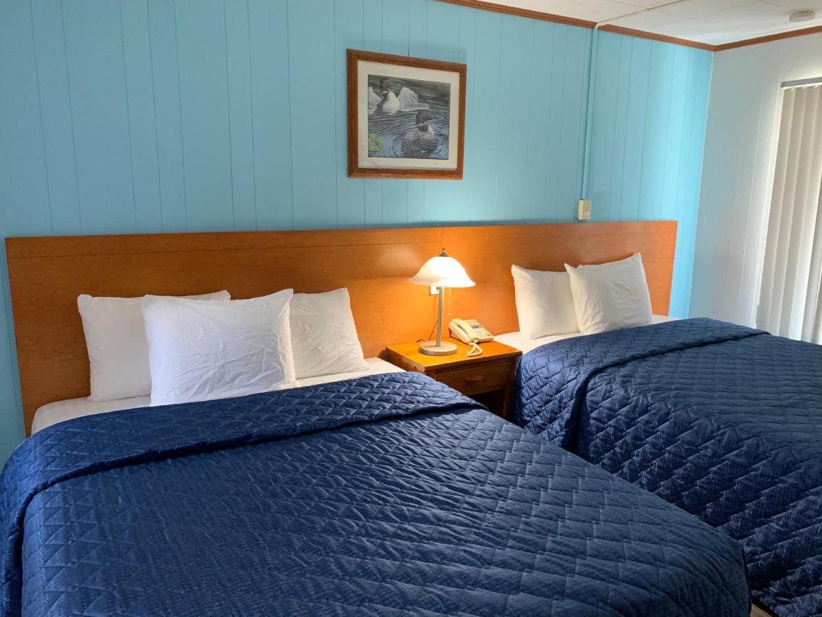 Town & Country Motel パリーサウンド エクステリア 写真